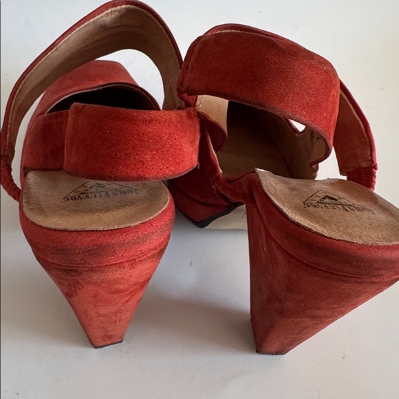 John Fluevog On Board Starboard Red Orange Suede Slingback Heel Sandals size 9.5 - Picture 8 of 11
